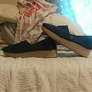 Royal blue Bob's with a heel